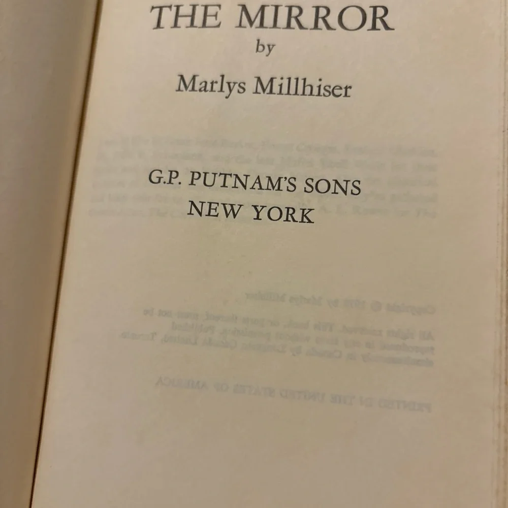 The Mirror by Marlys Millhiser - 1978 Vintage Horror 1st Edition HC - No DJ - Picture 3 of 9